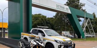 Fiscalização educativa do Detran-MS orienta instrutores e alunos na primeira habilitação