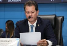 Frente Parlamentar debate condições de trabalho de assistentes sociais do SUAS